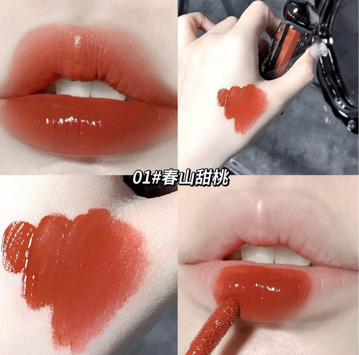 Gege Bear Iceberg Lava Moistened Lip Gloss 4.5g ملمع شفاه مرطب من جيجي بير آيسبيرج لافا - Princess Cosmetics Qatar
