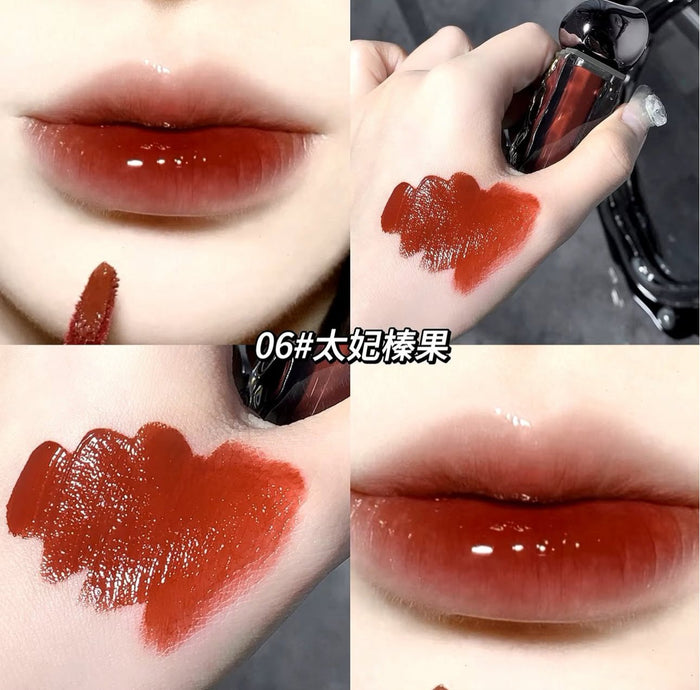 Gege Bear Iceberg Lava Moistened Lip Gloss 4.5g ملمع شفاه مرطب من جيجي بير آيسبيرج لافا - Princess Cosmetics Qatar